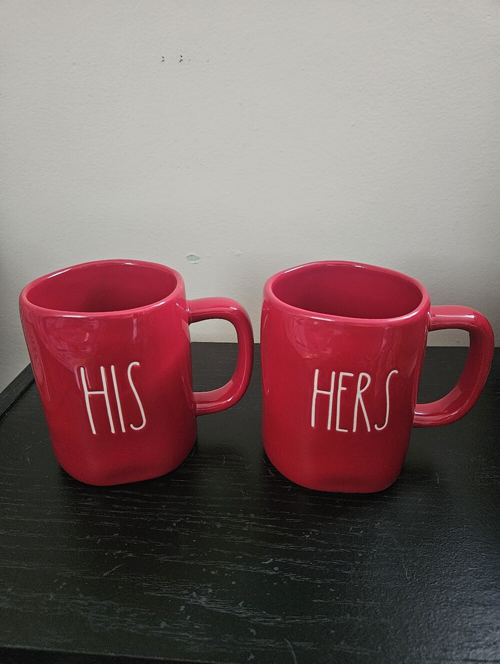 Red 'His' and 'Hers' Ceramic Coffee Mugs - Set of 2